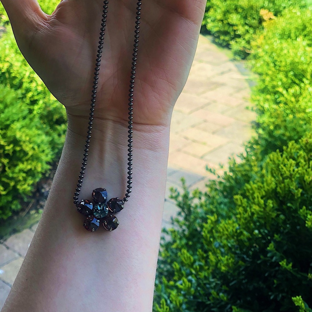 Sabika Flower Necklace